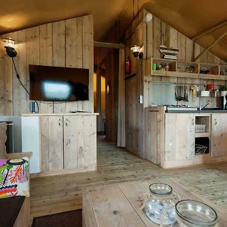 Camptent * פוטן