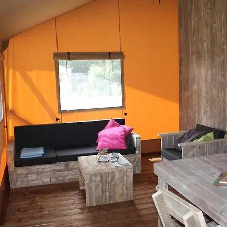 Camptent פוטן
