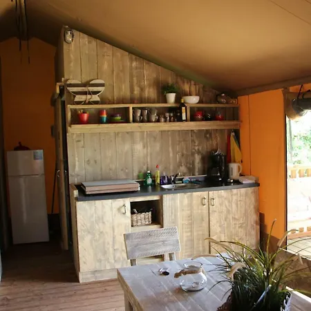 Camptent אוהל מפואר *